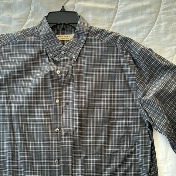 Burberry Classic Gray Design Buttondown with Pocket - Large - Picture 2 of 2